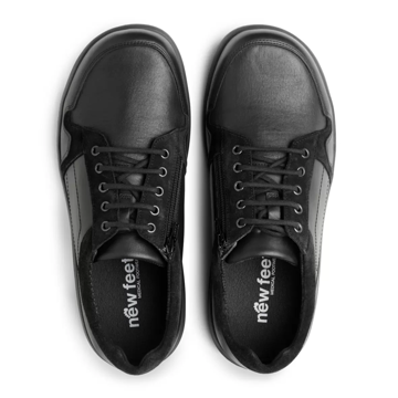 New shoe with laces and a zipper